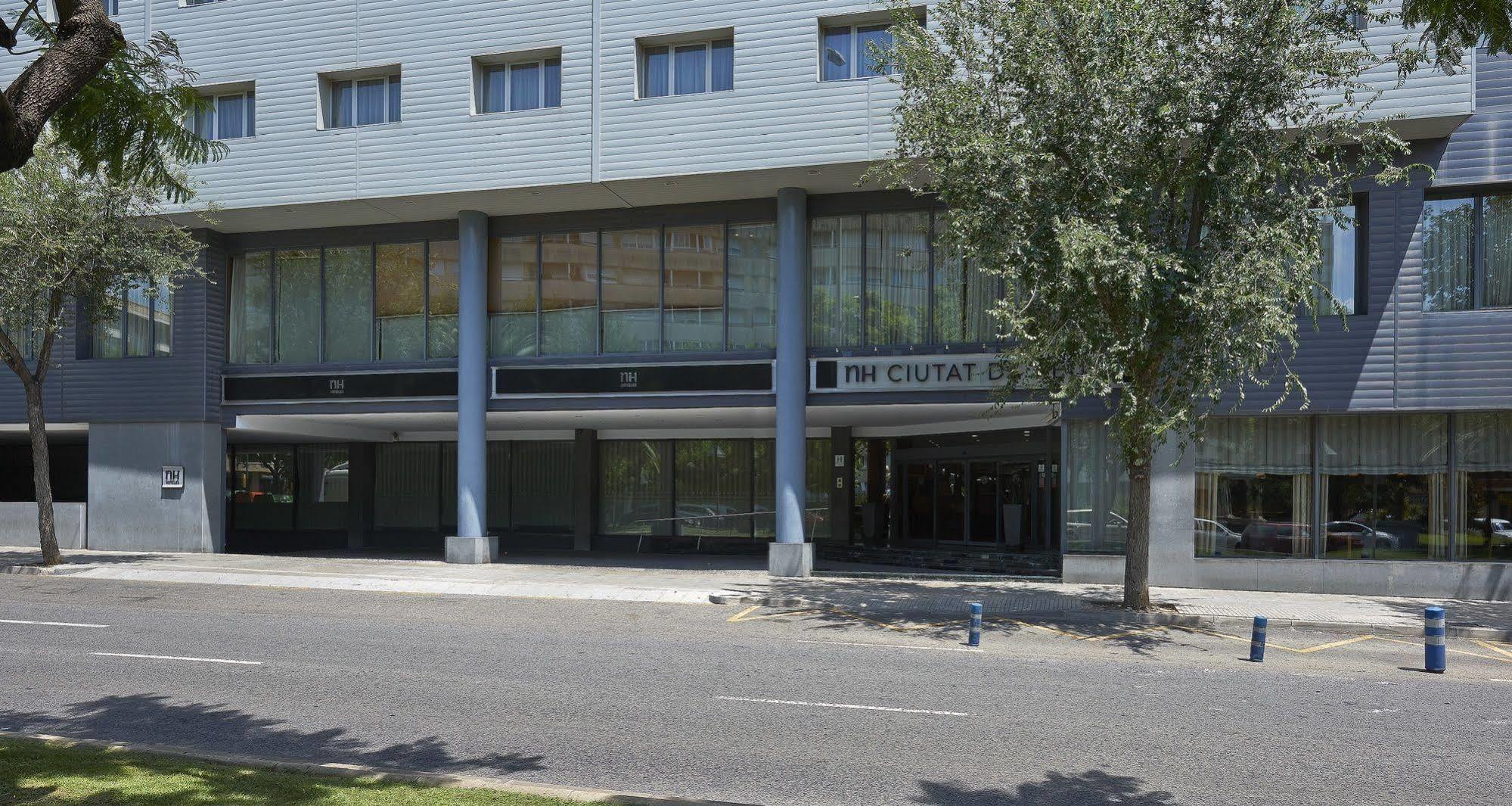 Nh Ciutat De Reus Hotel Exterior foto